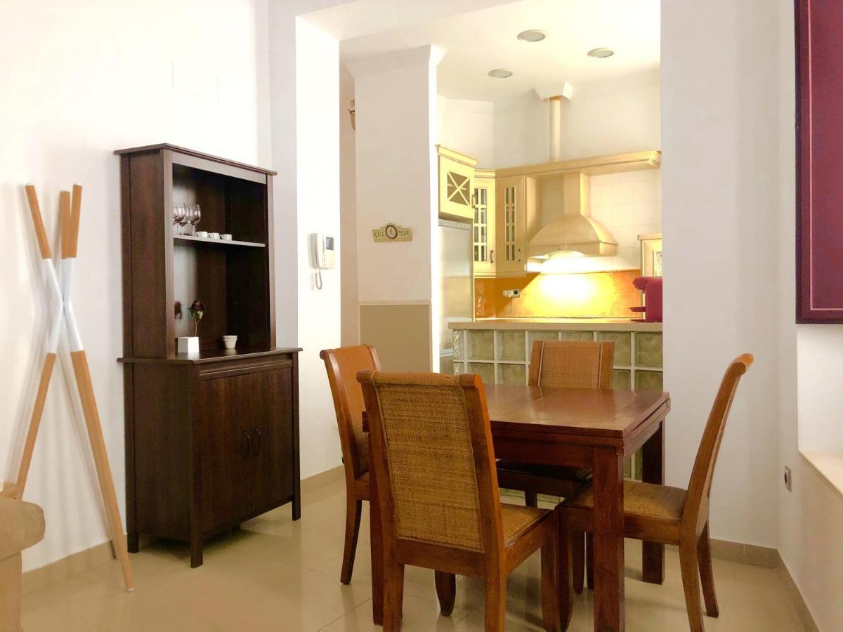 Arenal Suite - 1 Dormtitorio Sevilla Bagian luar foto